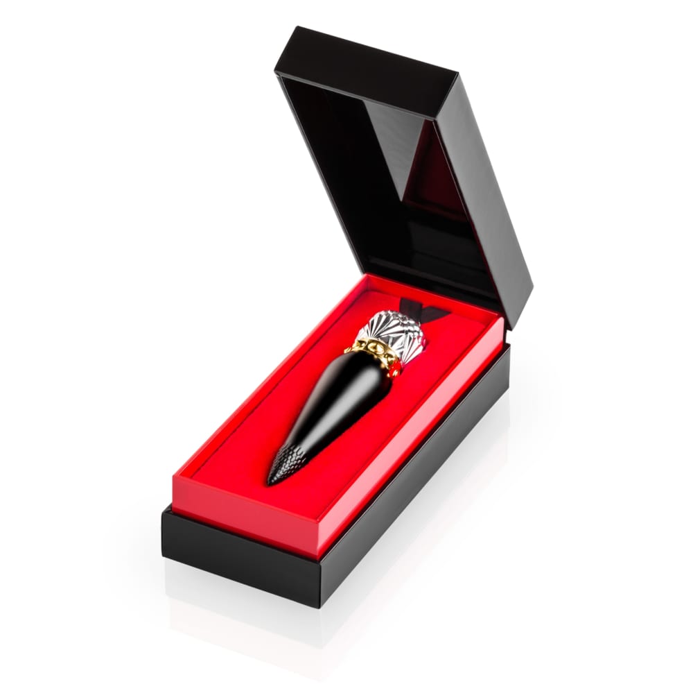 2019/05/Rouge-Loubotuin-VElvet-matte-Jewelry-Box-Open.jpg