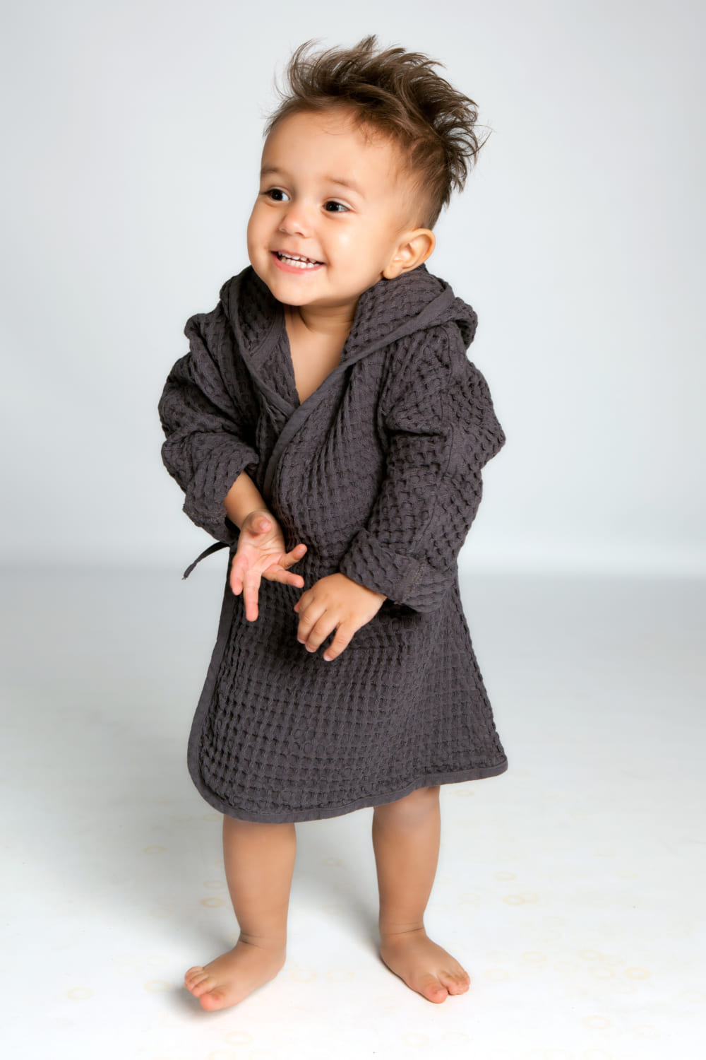2019/07/BW_KidsBathrobe-Marley-HIGH.jpg