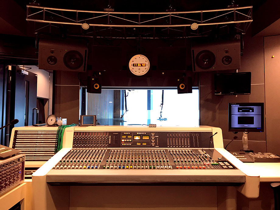2019/07/studio.jpg