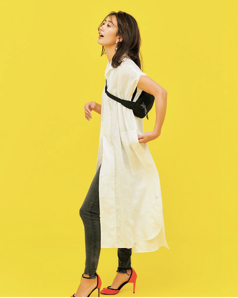 2019/07/white08.jpg