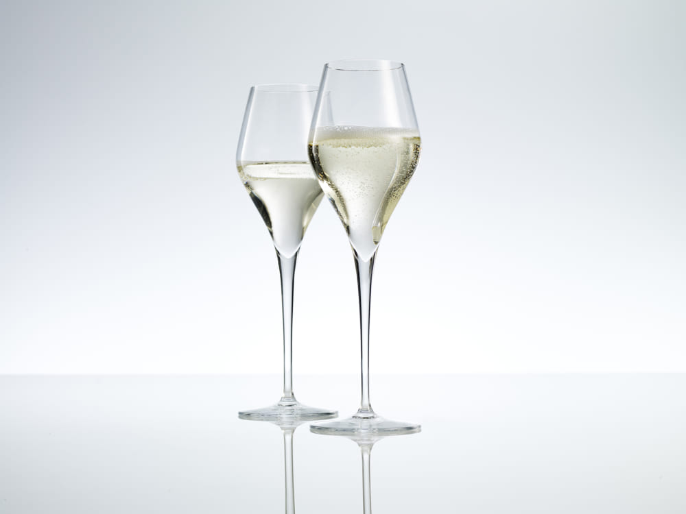 2019/11/Finesse_Champagne-image.jpg